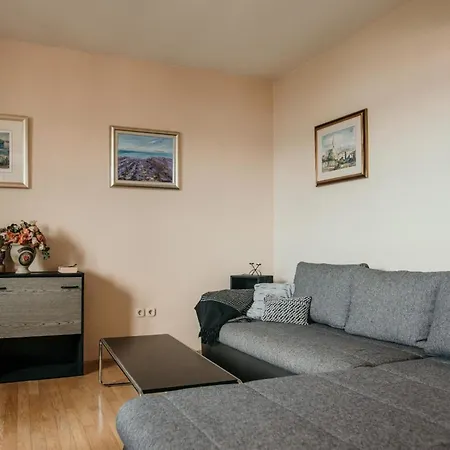Apartment Bella Vista In Der Obersten Etage *